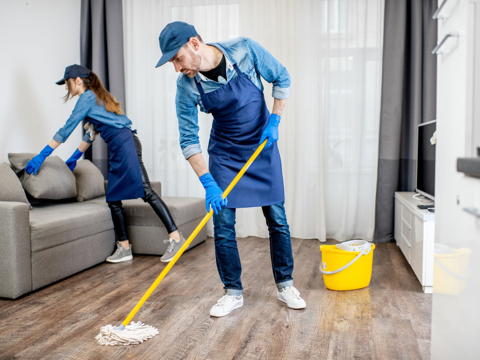 What is included in a deep cleaning service?